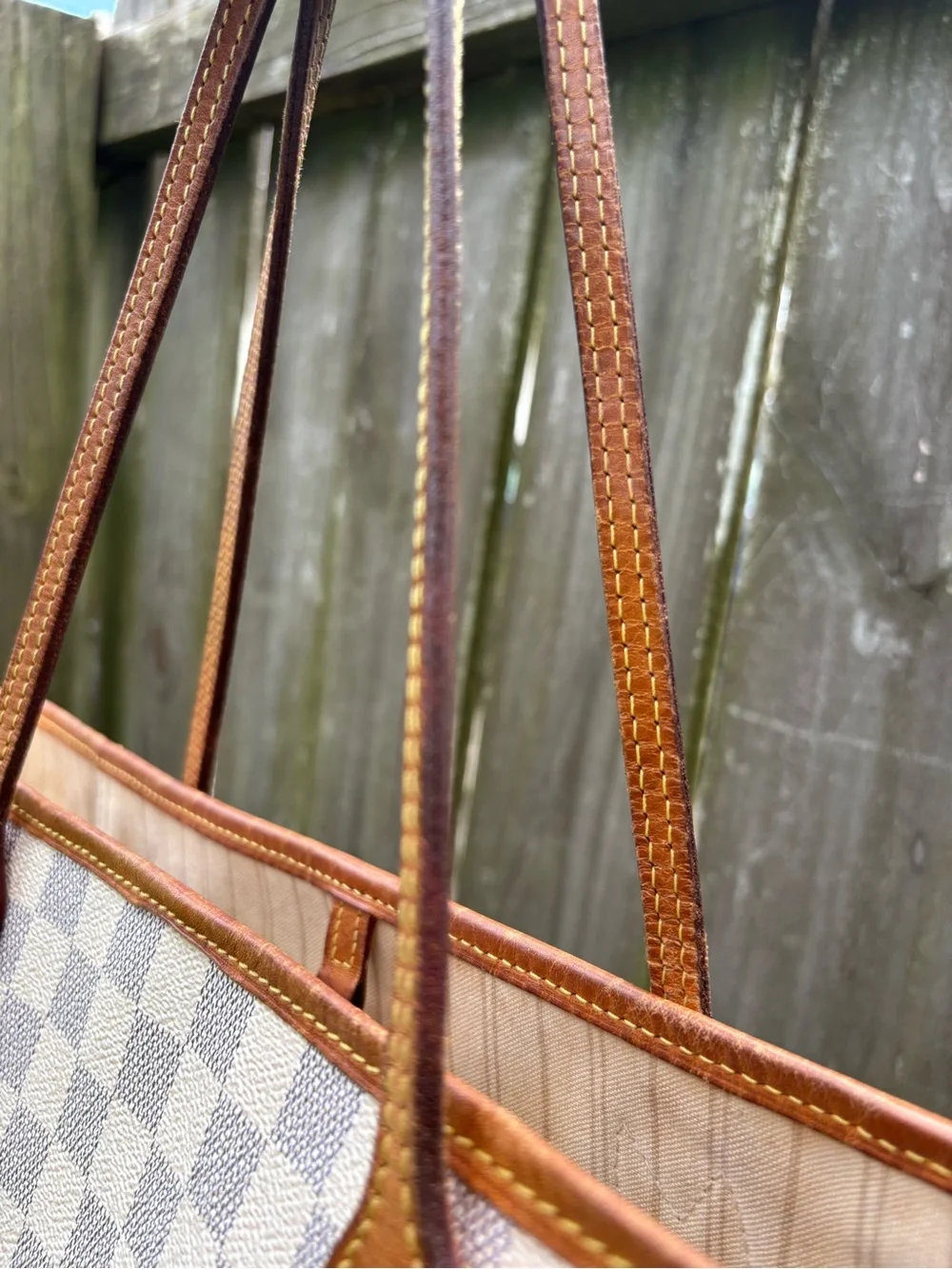 Louis Vuitton mm Azur Neverfull